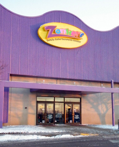 Zonkers Family Entertainment Center, Olathe, Kansas