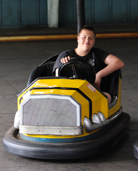 bumper cars six flags great adventure