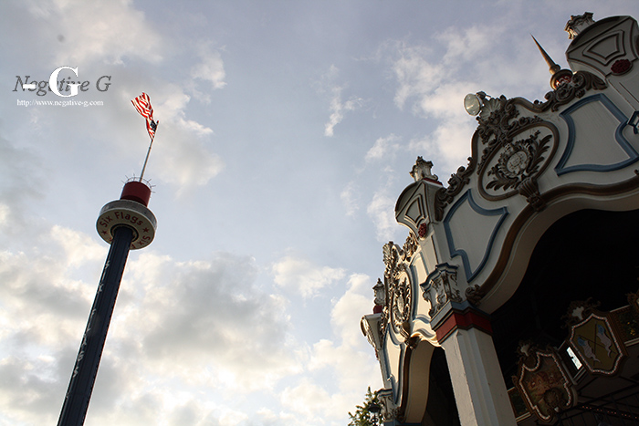 The Sky Trek Tower at Six Flags Great America 