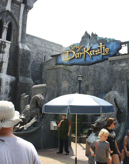 The Curse of DarKastle at Busch Gardens Europe, Williamsburg, Virginia