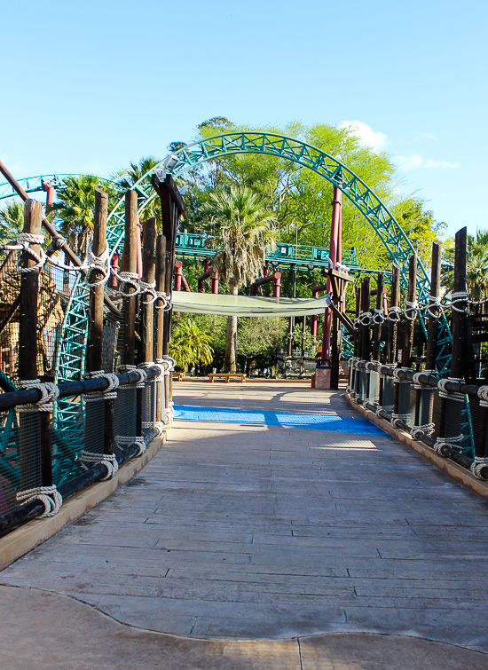 The Cobra's Curse spinning roller coaster at Busch Gardens Tampa, Tampa, Florida