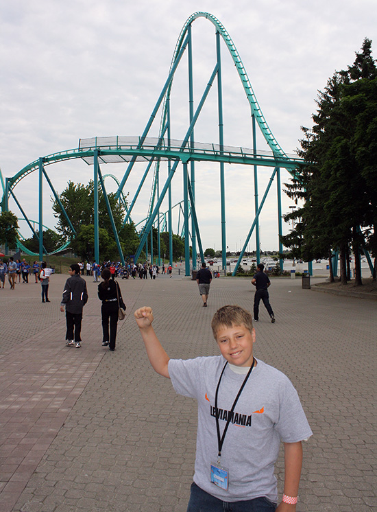 Leviamania at Canada's Wonderland, Vaughn, Ontario, Canada