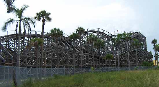 BUMAX solves corrosion issues on one of the world's largest wooden roller  coasters - Bumax