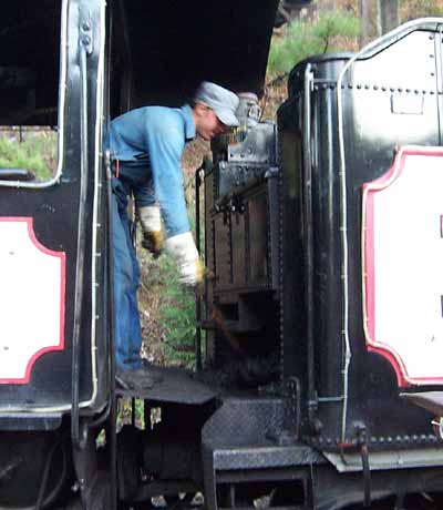 Adding Some Coal To Dollywood's Steam Engine!