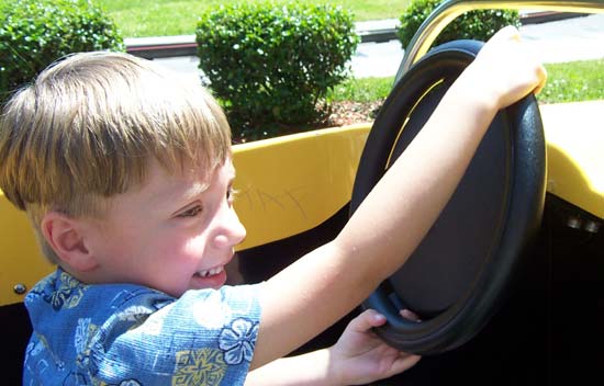 Bond on the Rockin' Roadway at Dollywood, Pigeon Forge Tennessee