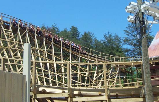 Thunderhead Rollercoaster at Dollywood, Pigeon Forge Tennessee