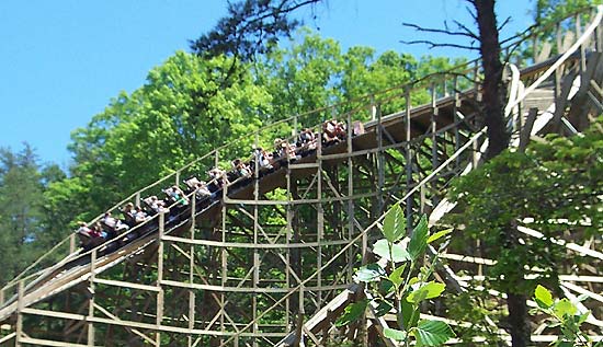 Thunderhead Rollercoaster at Dollywood, Pigeon Forge Tennessee