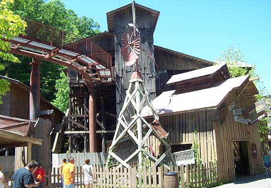 The Tennessee Tornado Rollercoaster at Dollywood, Pigeon Forge Tennessee