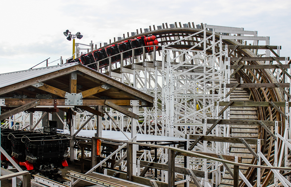 Mine Blower Coaster - Fun Spot America