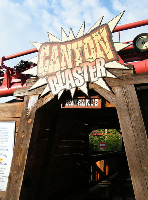 The Canyon Blaster Roller Coaster At The Great Escape, Lake George, New York