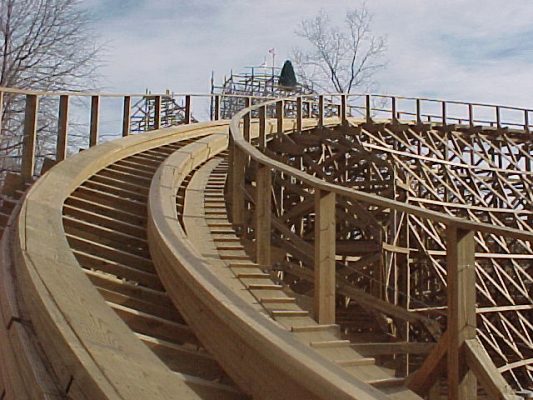 HW-12-11-99-Legend-Helix-Track-2.jpg (88163 bytes)