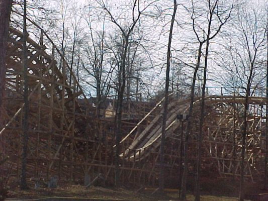HW-12-11-99-Legend-Station-Flyby.jpg (103016 bytes)