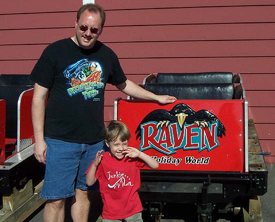 Bond, Paul and The Raven's Trains at Holiday World & Splashin' Safari, Santa Claus Indiana