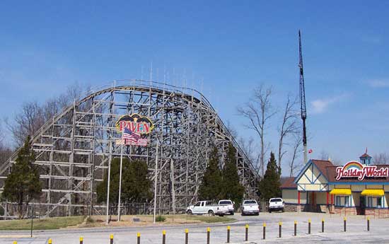 The Raven Rollercoaster at Holiday World & Splashin' Safari, Santa Claus, Indiana