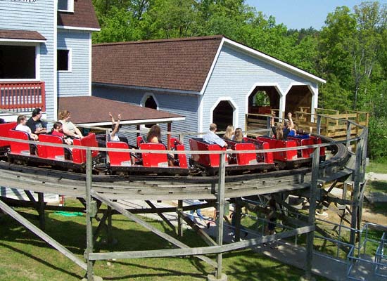 The Raven Rollercoaster at Holiday World & Splashin' Safari, Santa Claus, Indiana