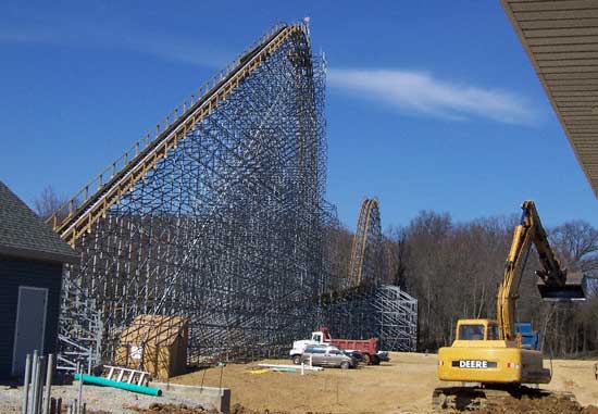 Photos of Holiday World, The Voyage Rollercoaster, Bahari Action Rover and more from the 2006 Off Season Construction Tour at Holiday World & Splashin Safari, Santa Claus, Indiana