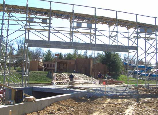 Photos of Holiday World, The Voyage Rollercoaster, Bahari Action Rover and more from the 2006 Off Season Construction Tour at Holiday World & Splashin Safari, Santa Claus, Indiana