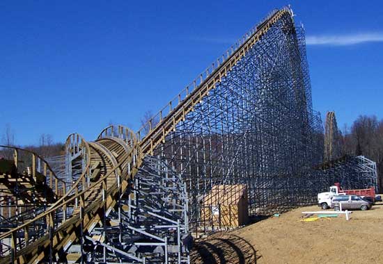 Photos of Holiday World, The Voyage Rollercoaster, Bahari Action Rover and more from the 2006 Off Season Construction Tour at Holiday World & Splashin Safari, Santa Claus, Indiana