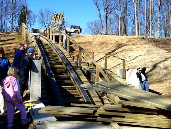 Photos of Holiday World, The Voyage Rollercoaster, Bahari Action Rover and more from the 2006 Off Season Construction Tour at Holiday World & Splashin Safari, Santa Claus, Indiana