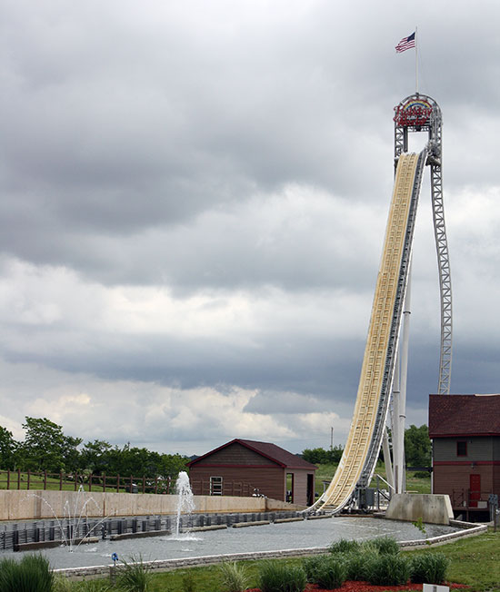 Pilgrims Plunge at Holiday World & Splashin' Safari, Santa Claus, Indiana