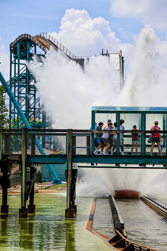 Mine High Falls at Kentucky Kingdom Theme Park, Louisville, Kentucky
