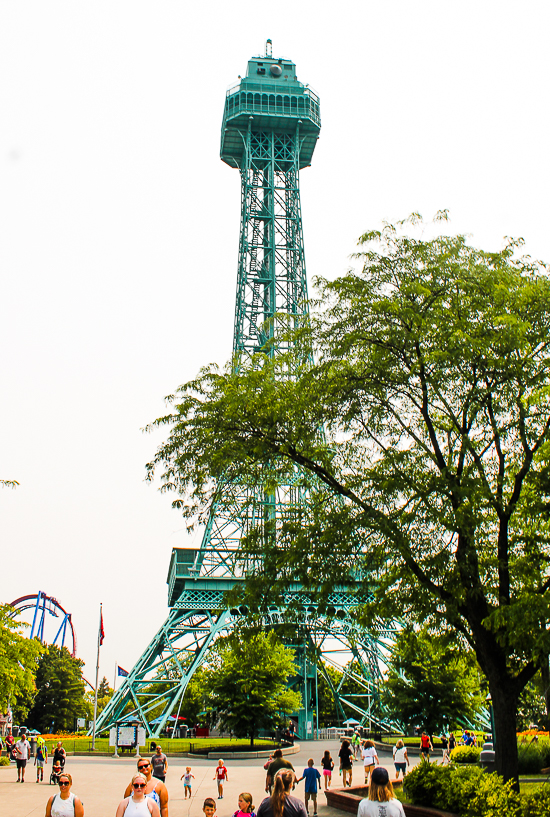 The Dismondback Rollercoaster at Kings Island, Kings island, Ohio