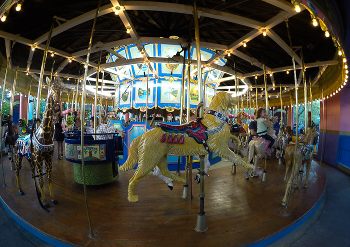  Lagoon Amusement Park, Farmington, Utah