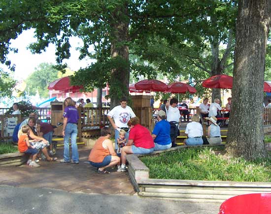 Lake Winnepesaukah Amusement Park, Rossville, Georgia