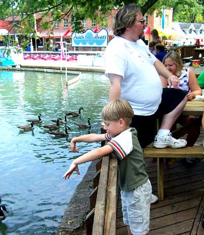 Bond at Lake Winnepesaukah, Rossville, Georgia