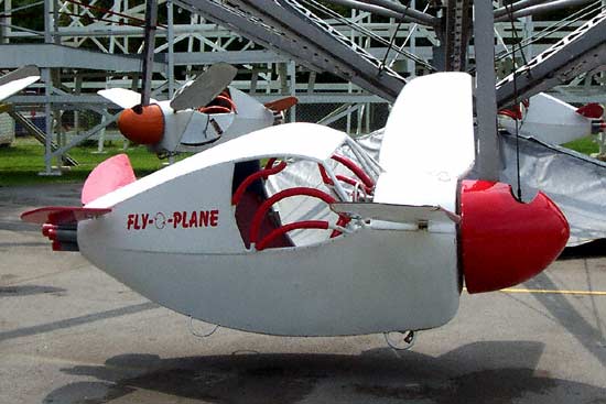 The Fly-O-Plane at Lake Winnepesaukah, Rossville, Georgia