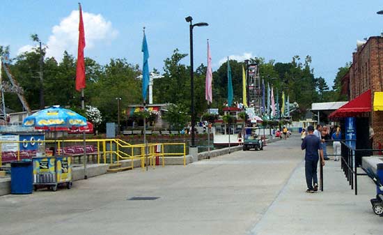 The Midway at Lake Winnepesaukah, Rossville, Georgia