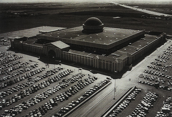 Old Chicago Shopping Center & Amusement Park, Bolingbrook Illinois