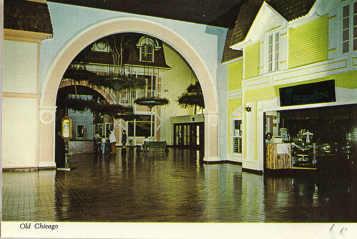 Old Chicago Shopping Center & Amusement Park, Bolingbrook Illinois