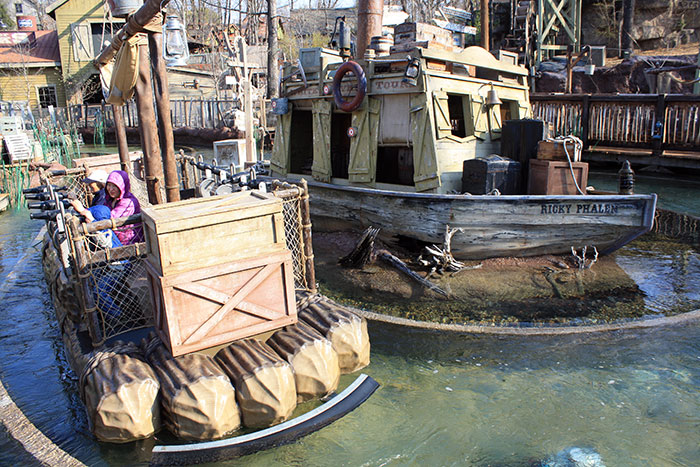 Tom and Hucks River Battle at Silver Dollar City, Branson, Missouri