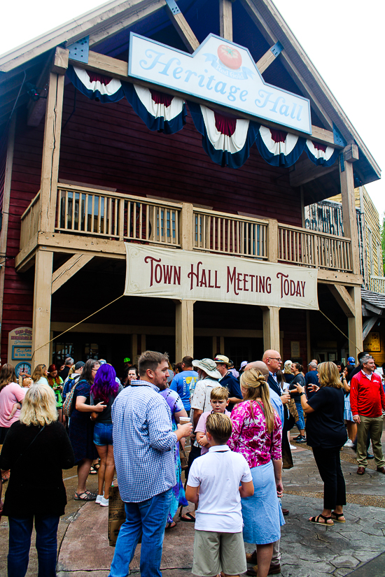 The Big Reveal of the new Fire in the Hole at Silver Dollar City, Branson, Missouri