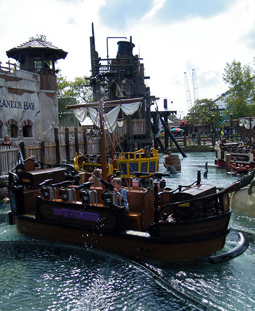 The New For 2009 Buccaneer Battle At Six Flags Great America, Gurnee, Illinois