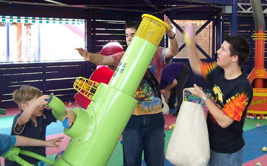 The Looney Tunes Acme Fun Factory at Six Flags Kentucky Kingdom