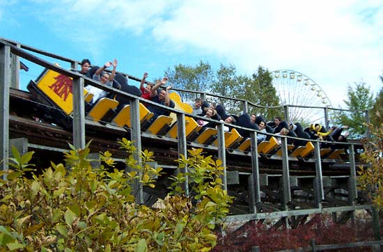 Negative-G Six Flags Kentucky Kingdom Fright Fest 2004