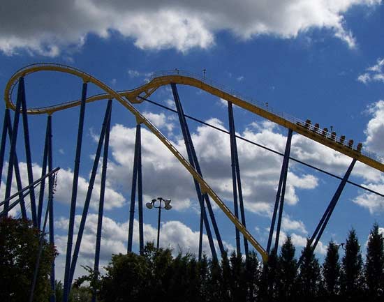 Chang, a stand-up Rollercoaster at Six Flags Kentucky Kingdom, Louisville, KY