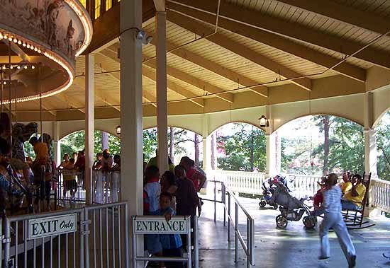 The Riverview Carousel @ Six Flags Over Georgia