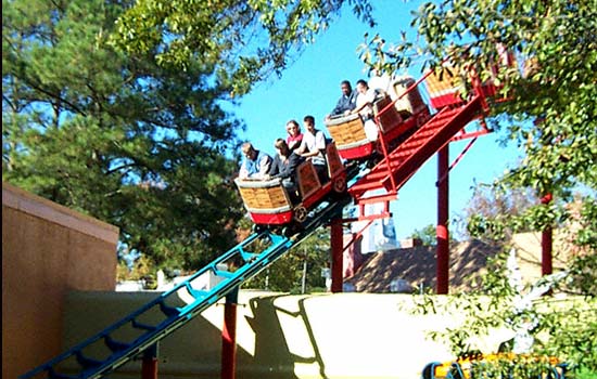 The Wile E. Coyote Canyon Blaster Rollercoaster at Six Flags Over Georgia, Austell, GA