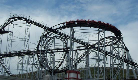 The Ninja Rollercoaster at Six Flags St. Louis