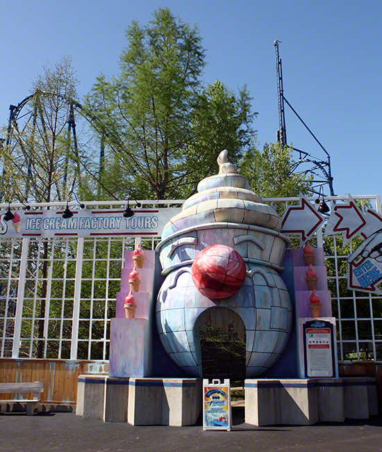 Mr. Freeze Reverse Blast at Six Flags St. Louis, Eureka, Missouri
