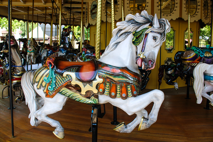 The Grand Ole' Carousel/PhiladadelphisnTobbogan Coasters Carousel #35 at Six Flags St. Louis, Eureka, Missouri