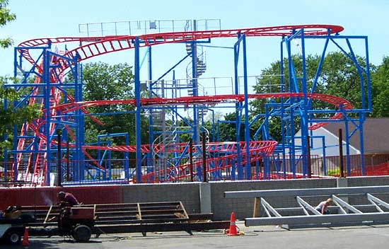 New For 2004 A Spinning Mouse Rollercoaster at Waldameer Park, Erie Pennsylvania