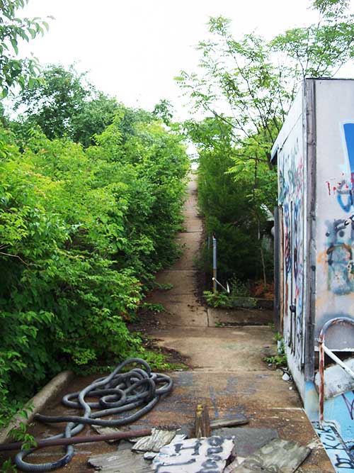 Wet Willys Defunct Waterslide, Fenton, Missouri