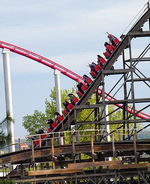 Timberwolf at Worlds of Fun, Kansas City, Missouri