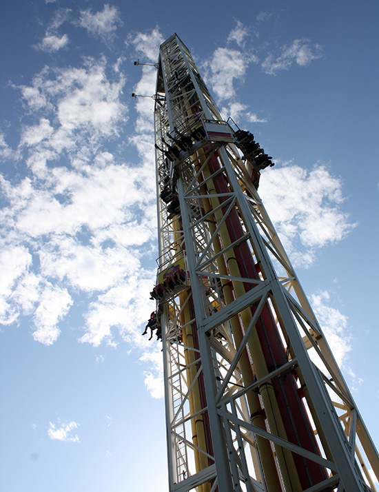 Dominator at Worlds of Fun, Kansas City, Missouri